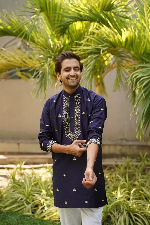 Dark_blue_embroidery_kurta_full_set