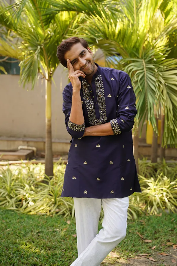Dark_blue_embroidery_kurta_full_set