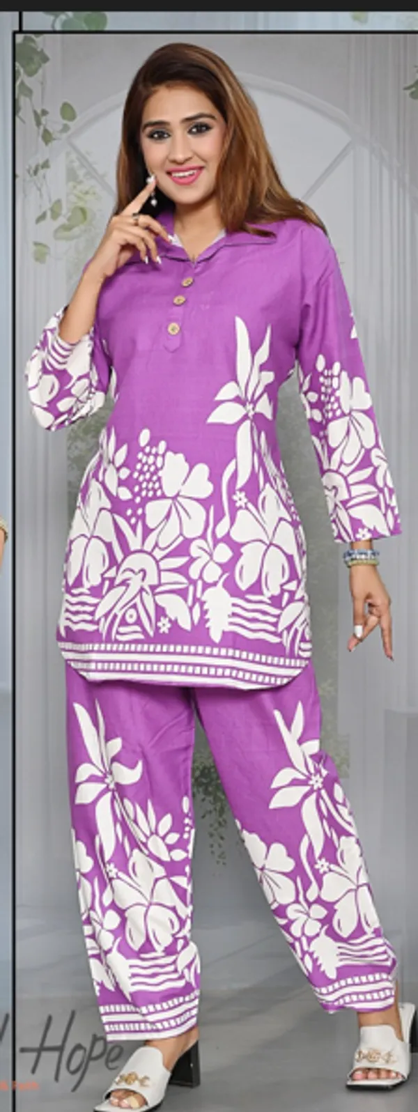 Purple_Slub_Cotton_Floral_Print_Kurta_Pajama_Set_For_Women
