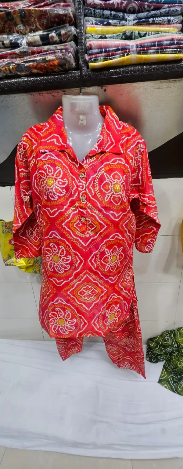 Red_Rayon_Straight_Bandhani_Print_Kurta_For_Women