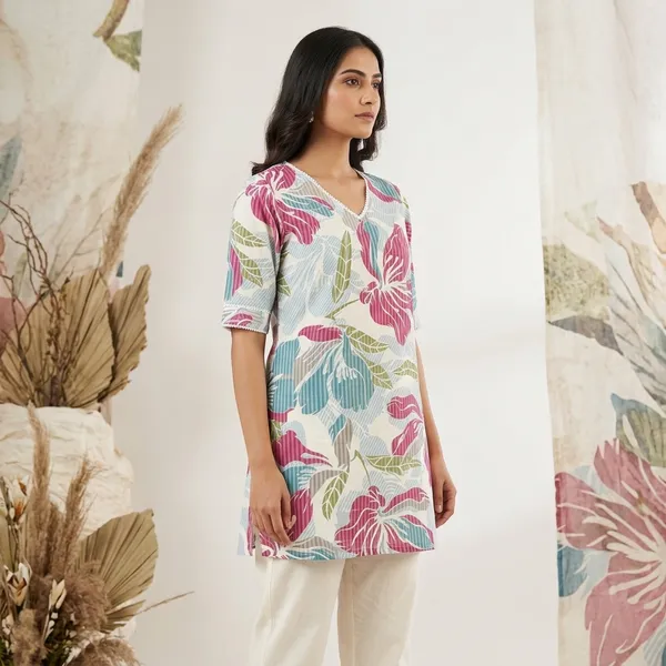 White_Cotton_Floral_Print_Half_Sleeve_Kurti_For_Women