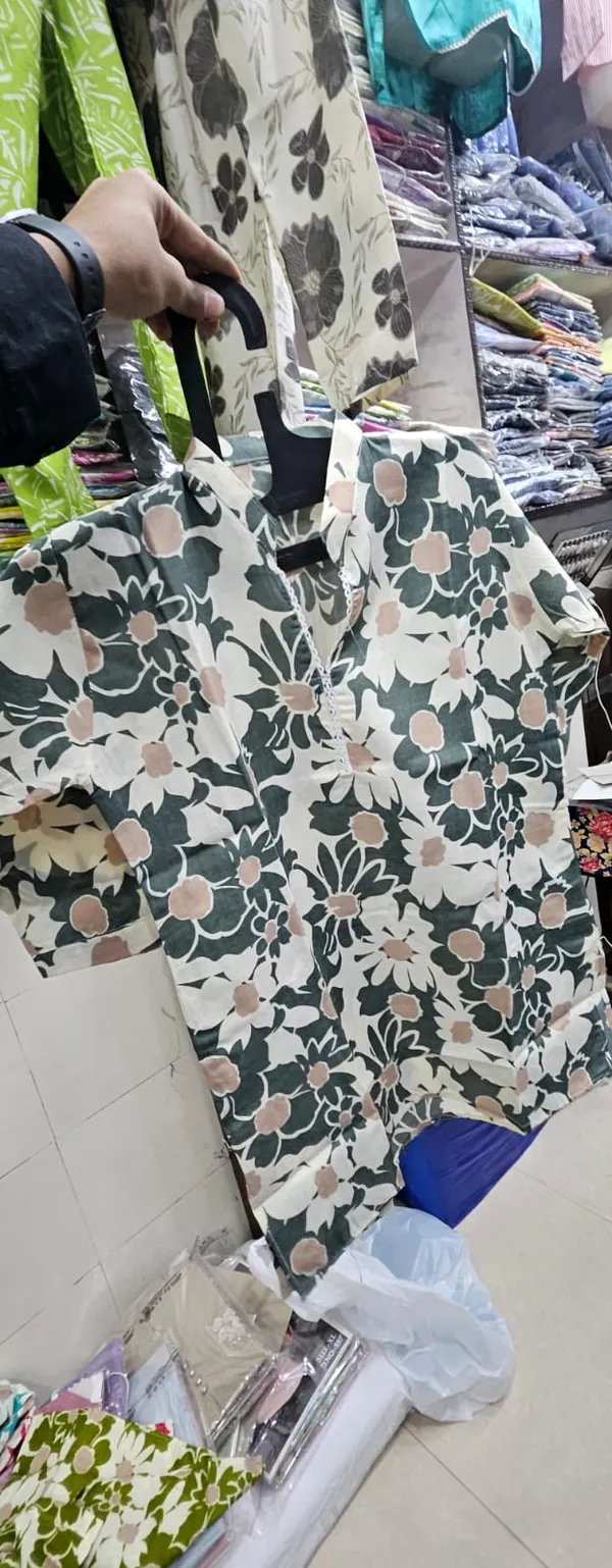 Grey_Cotton_Floral_Print_Kurti_For_Women