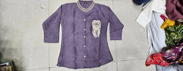 Purple_Crepe_Relaxed_Embellished_Kurta_For_Women