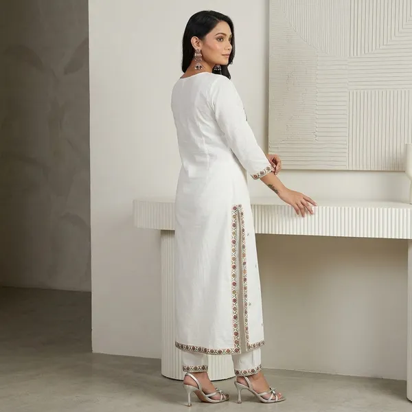 White_Embroidered_Cotton_Kurta_Set_For_Women