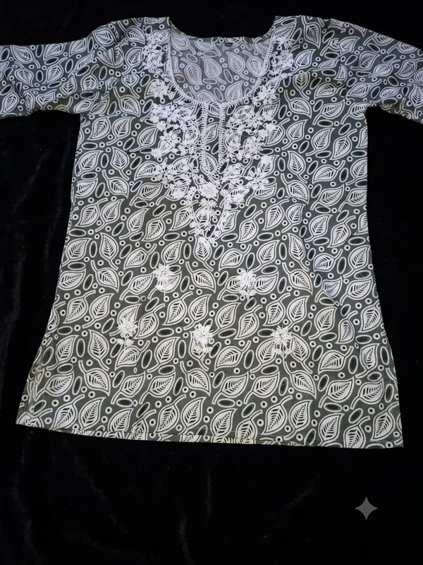 Women__Cotton_Embroidered_KurtI