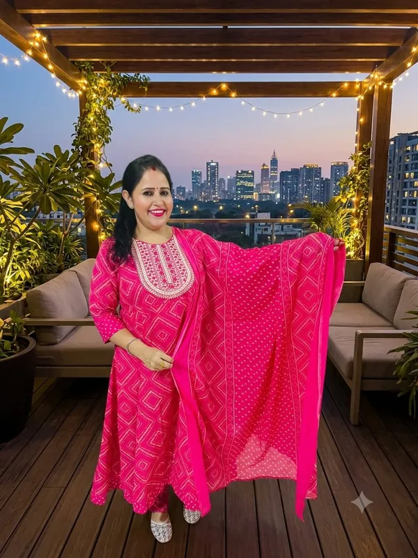 Women_Cotton__Kurti__Pant_and_Dupatta__Set