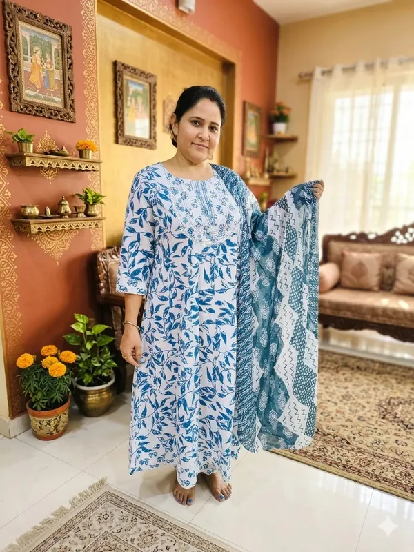 Women__Cotton_Kurti_With_Pant_And_Dupatta_Set