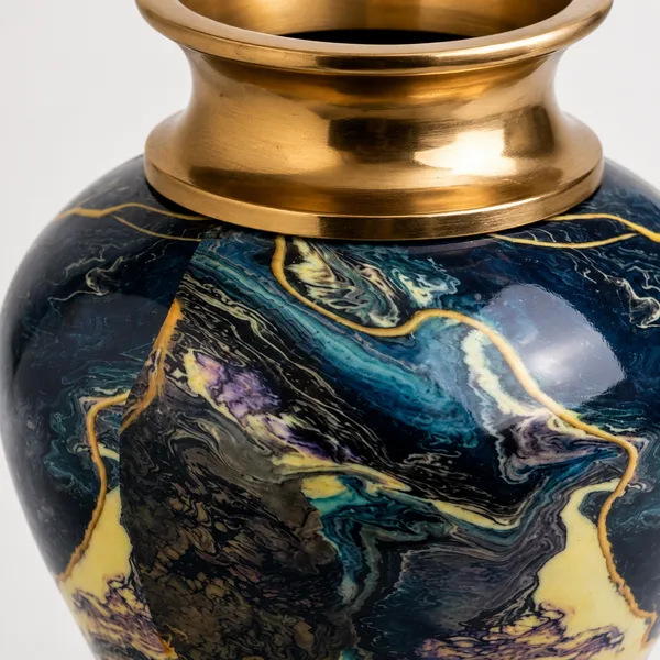 Multicoloured_Brass_Finish_Premium_Vase_For_Living_Room_Decor