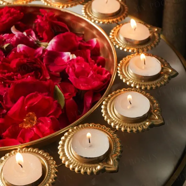 DeepaGlow_Grandeur_Iron_Urli_with_12_Diyas_(12_DIYAS_FREE!)