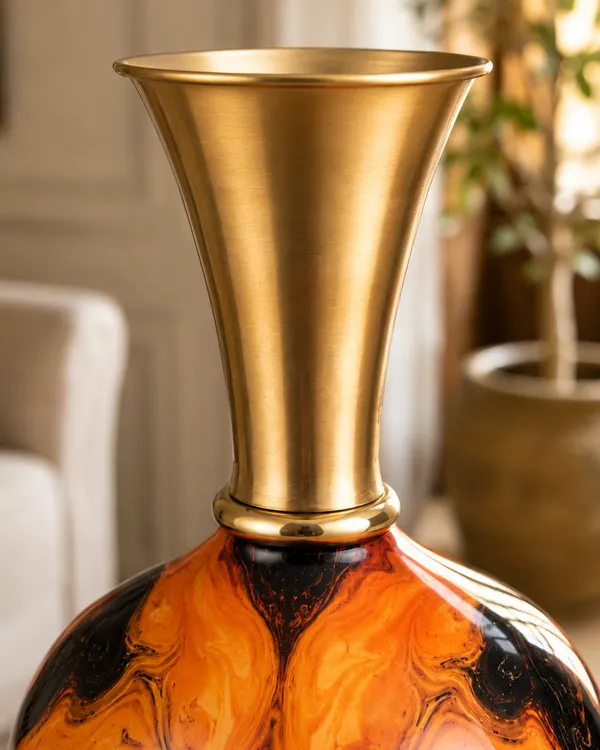 Multicoloured_Brass_Finish_Premium_Vase_For_Decorative_Accent