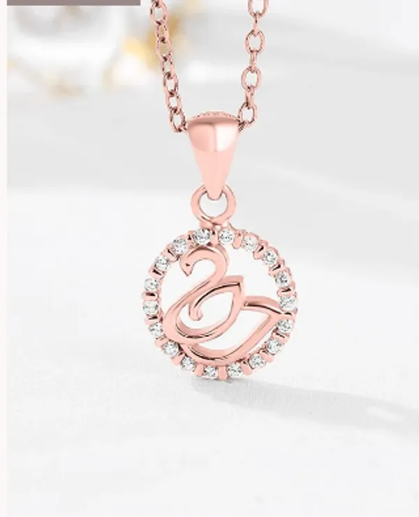 I_am_queen_Pendant_set_(Without_Chain)
