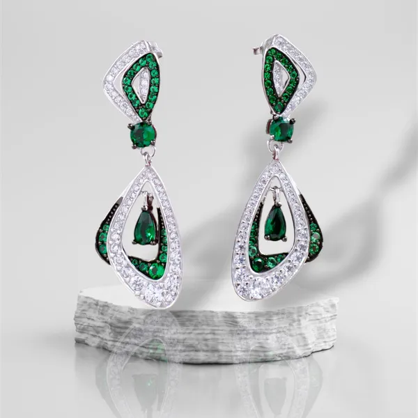 Super_Luxury_green_emerald_Earrings