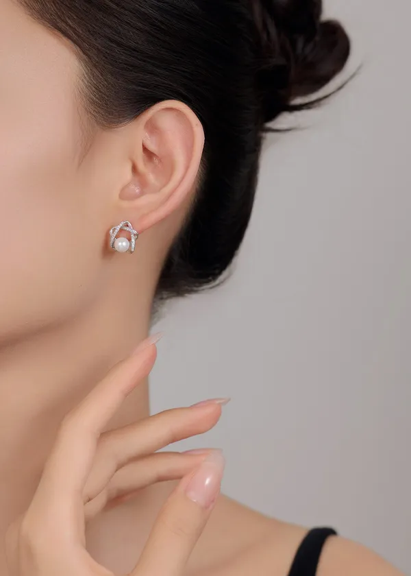 Earrings_of_Sophistication