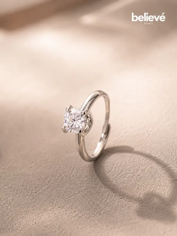 Elegaent_Queen's_Ring