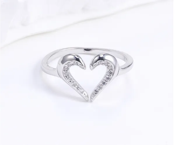 heart_openable_ring.