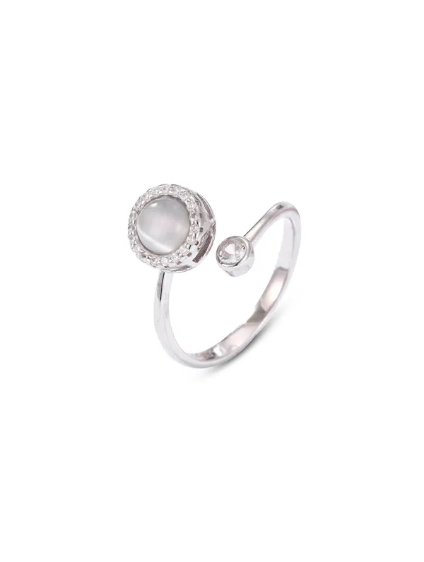 Rotating_moonstone_Ring