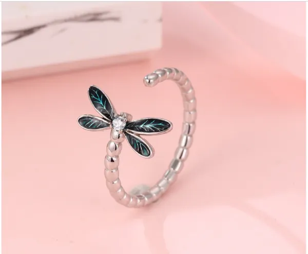 Versatile_adjustable_ring