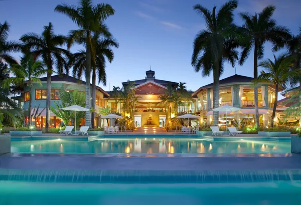 Luxury_Waterfront_Villa_With_Private_Pool