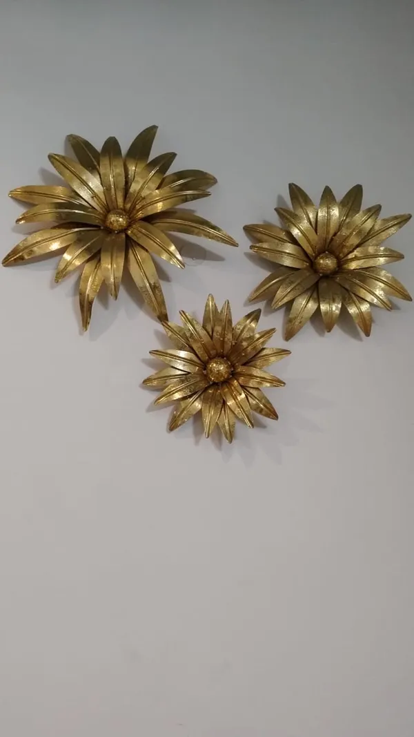 Set_Of_3_Gold_Tone_Metal_Flower_Wall_Decor_Pieces
