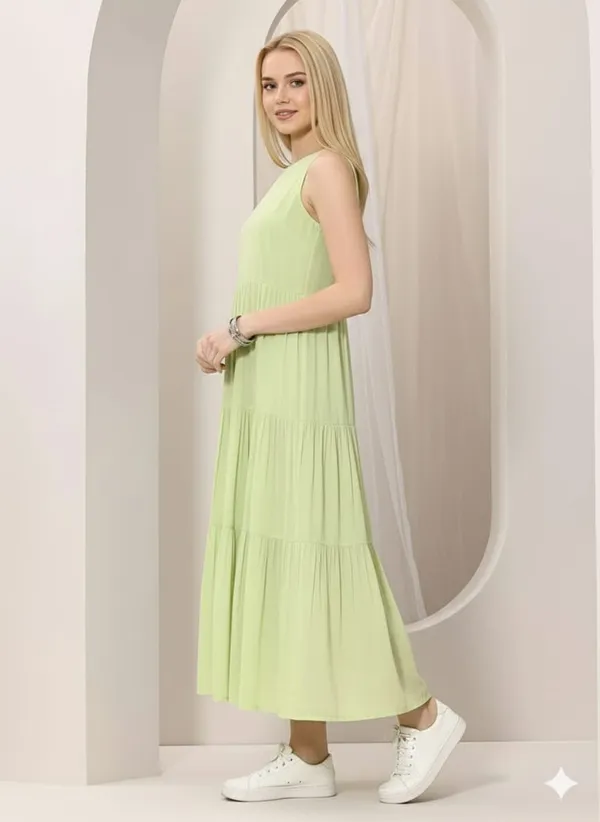 Green_Cotton_Premium_And_Elegant_Maxi_Dress_For_Women