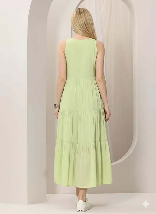 Green_Cotton_Premium_And_Elegant_Maxi_Dress_For_Women