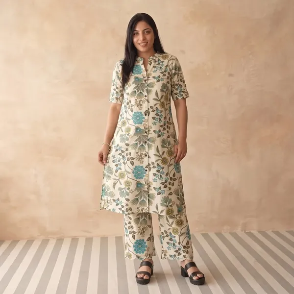 Cream_Cotton_Premium_And_Elegant_Kurta_Pant_Set_For_Women