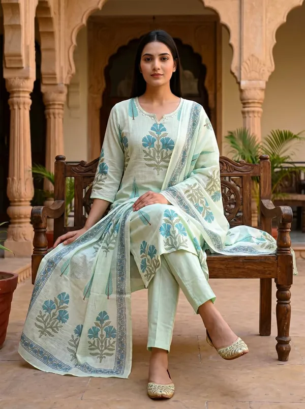 Mint_Green_Cotton_Premium_And_Elegant_Kurta_Set_For_Women