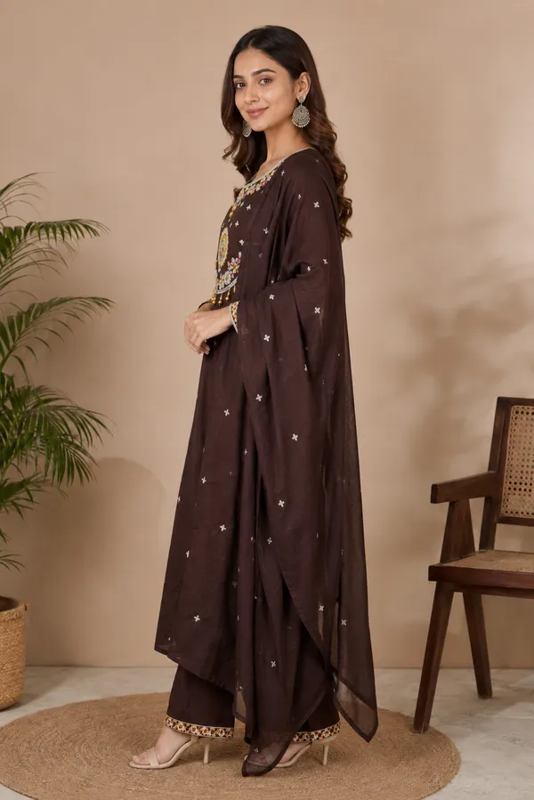 Brown_Cotton_Premium_And_Elegant_Anarkali_Suit_Set_For_Women