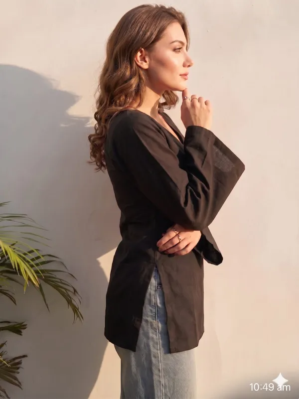 Black_Cotton_Premium_And_Elegant_Top_For_Women
