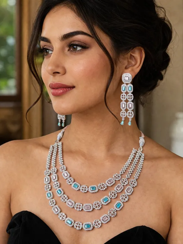 Emerald_Radiance_Layered_Statement_Necklace_Set