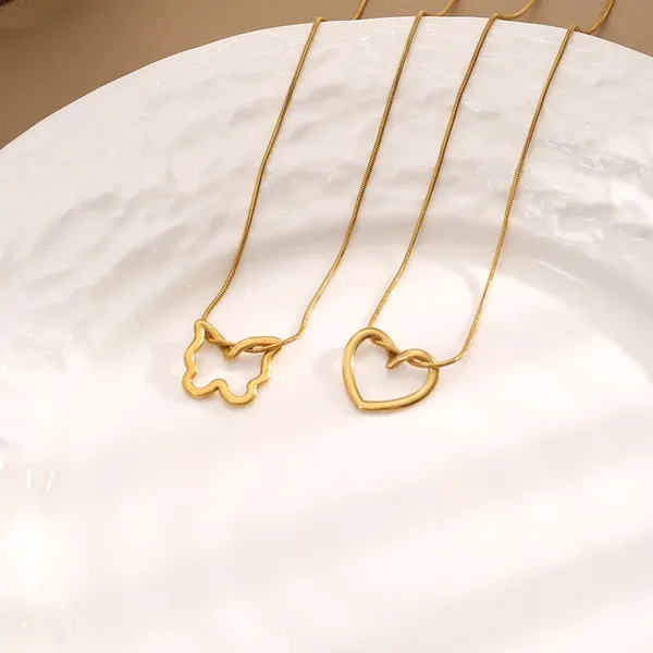 Golden_Heart_&_Butterfly_Pendant_Necklace_for_Women