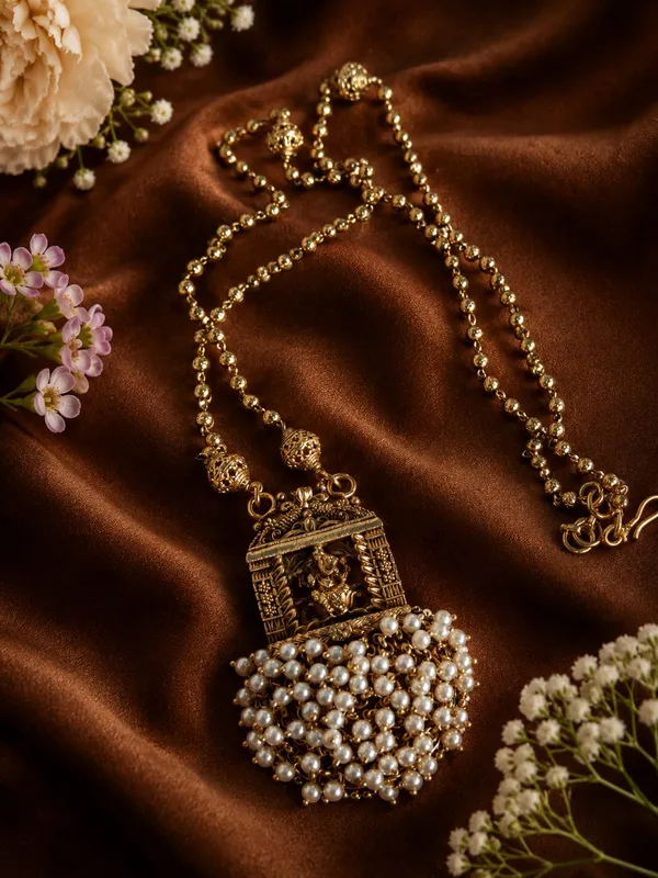 Temple-Inspired_Gold_Necklace_with_Pearl_Clusters