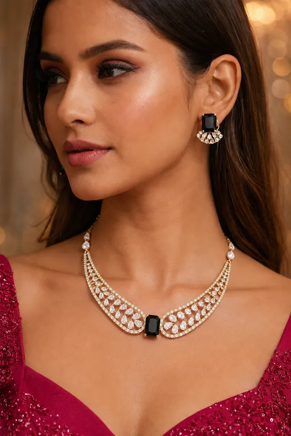 Elegant_Onyx-Black_&_Marquise_Crystal_Collaret_Set_with_Matching_Studs