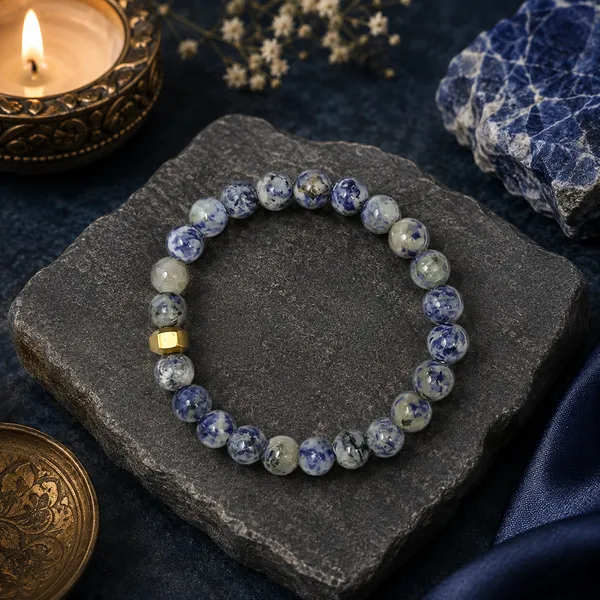 Sodalite_Bracelet_With_Brass_Beads