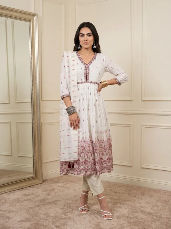 White_Embroidered_Anarkali_Kurta_Set_With_Dupatta_For_Women