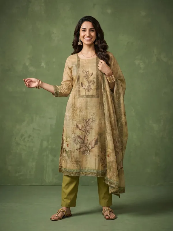 Yellow_Floral_Print_Embroidered_Unstitched_Suit_Set_For_Women