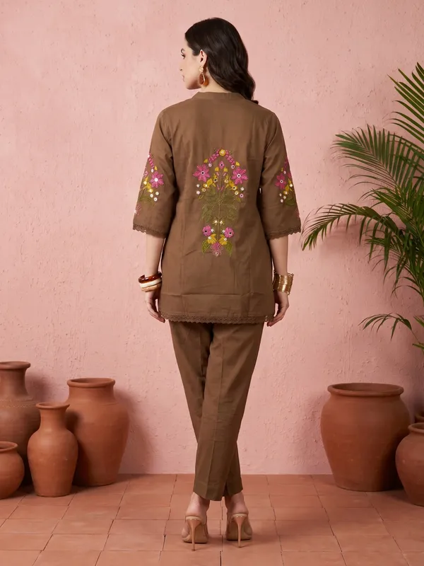 Brown_Embroidered_Cotton_Co-Ord_Set_For_Women