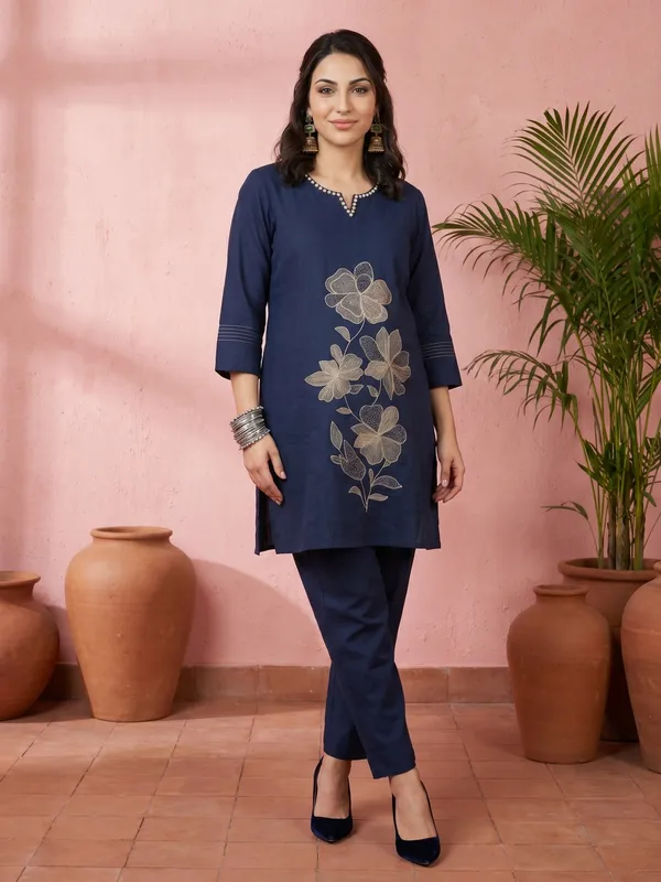 Navy_Blue_Embroidered_Floral_Straight_Kurta_Set_For_Women