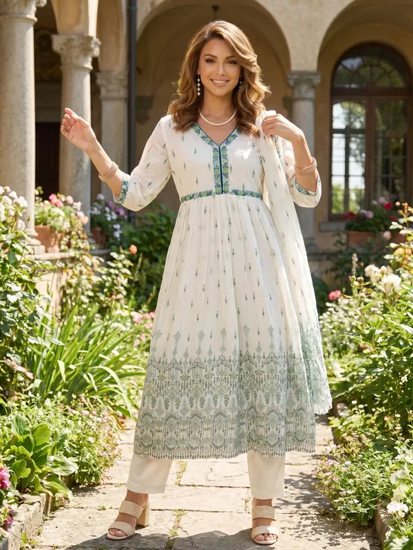 White_Cotton_Floral_Embroidered_Anarkali_Kurta_Set_For_Women