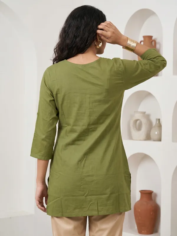 Olive_Green_Cotton_Short_Kurta_For_Women