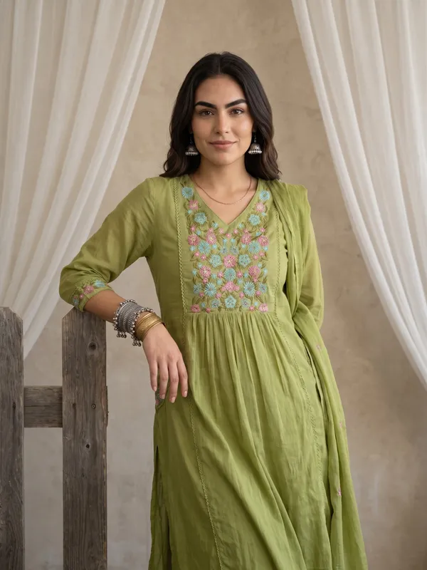 Green_Mul_Cotton_Embroidered_Anarkali_Kurta_Set_For_Women