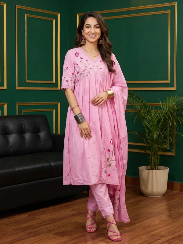Pink_Floral_Embroidered_Cotton_Kurta_Set_With_Dupatta_For_Women