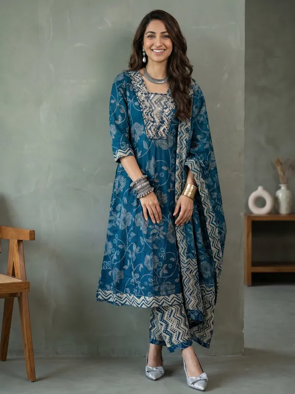 Blue_Floral_Print_Anarkali_Kurta_Set_With_Dupatta_For_Women