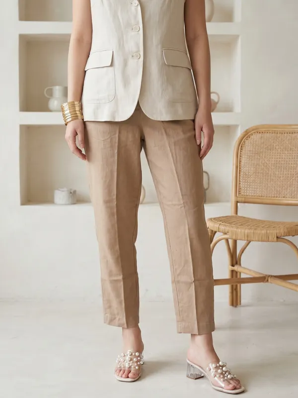 Khaki_Linen_Blend_Straight_Fit_Trousers_For_Women