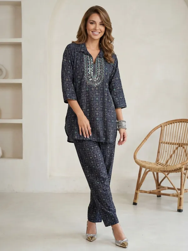 Black_Printed_Co-Ord_Set_With_Mirror_Work_For_Women