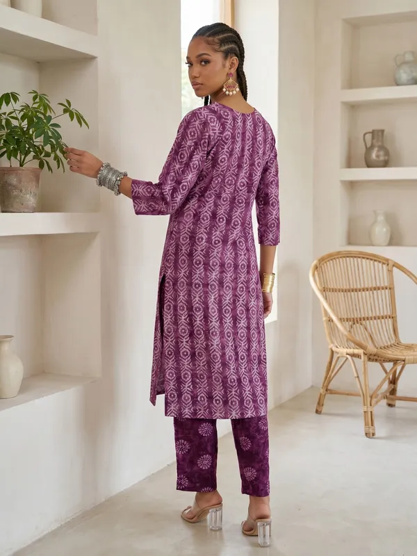 Purple_Bandhani_Print_Cotton_Kurta_Set_For_Women