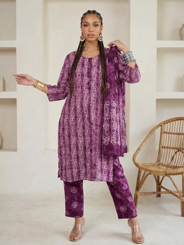 Purple_Bandhani_Print_Cotton_Kurta_Set_For_Women