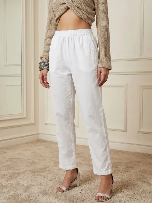 White_Cotton_Straight_Fit_Trousers_For_Women