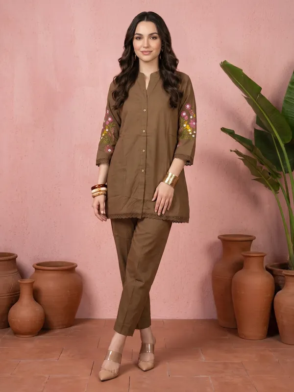 Brown_Embroidered_Cotton_Co-Ord_Set_For_Women