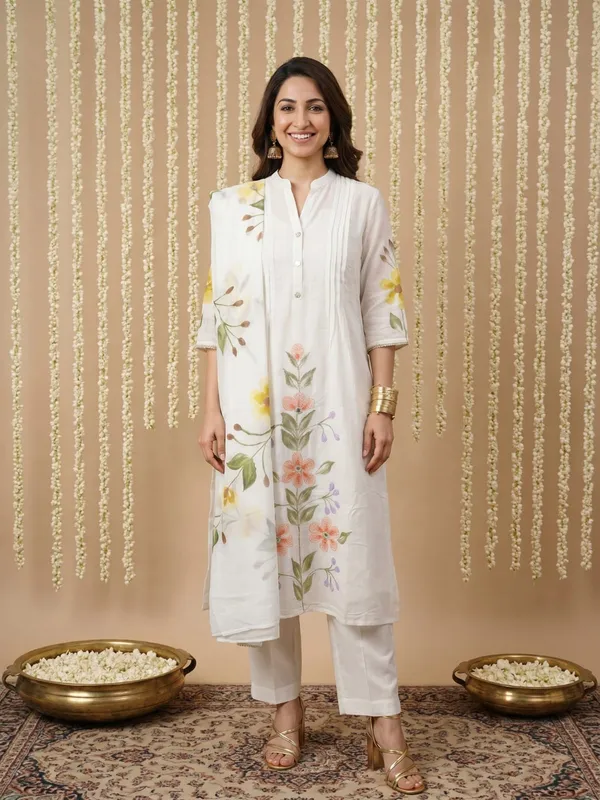 White_Floral_Embroidered_Kurta_Set_In_Pure_Mul_Chanderi_For_Women